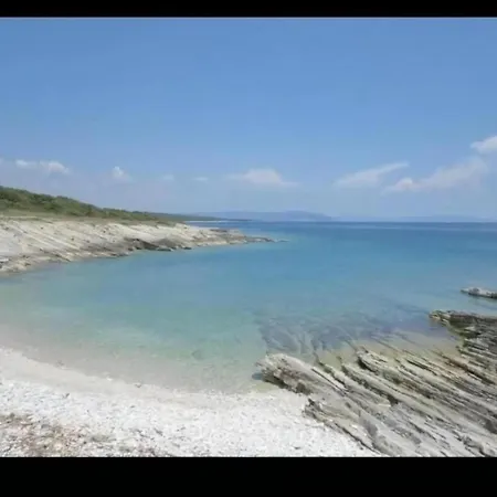 In With Pool & Bubble Bath Apartment *